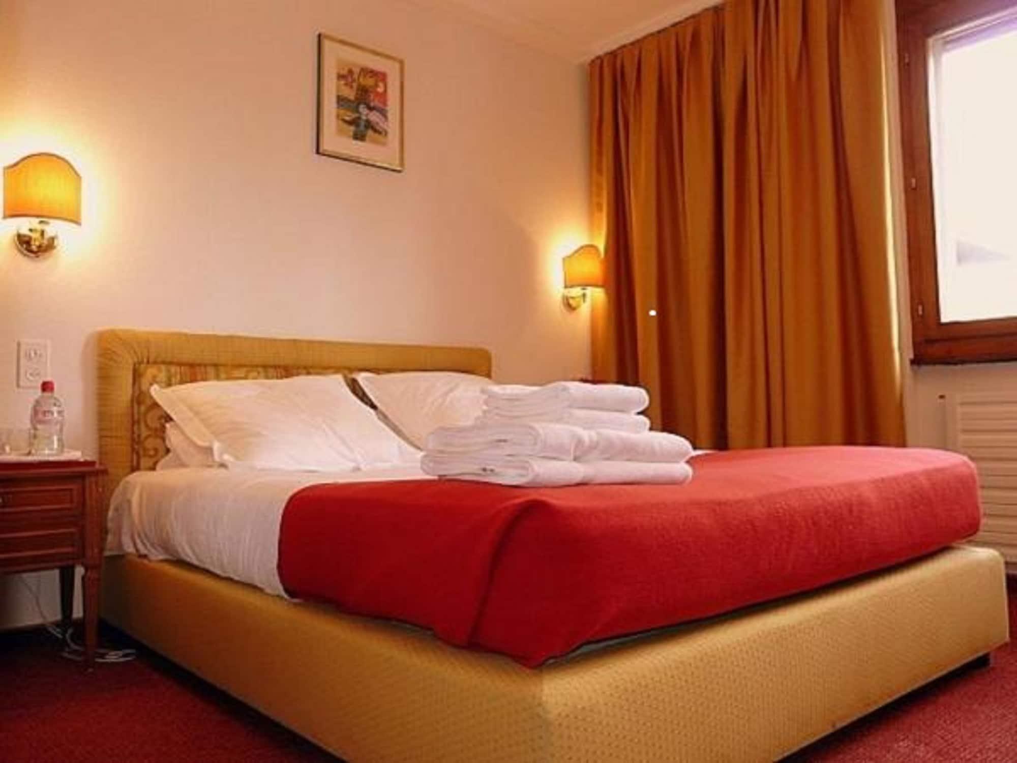 De La Foret Hotel
